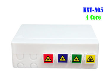 Fibra óptica de la base de FTTH 4 con la caja terminal de la distribución de los adaptadores con 4 adaptadores
