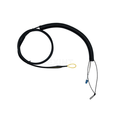 El cable óptico acorazado 2 del espiral de KEXINT FTTH quita el corazón 5.0m m con el tubo acanalado