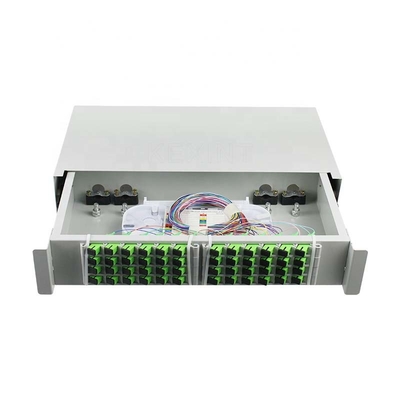 Soporte de estante del SC LC ODF de los puertos 2U del panel de remiendo de la fibra óptica de KEXINT FTTH 48