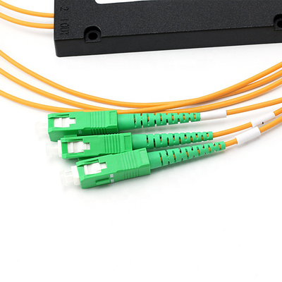 SC APC tipo uso del ABS del divisor del PLC de la fibra óptica de 3,0 milímetros 1x2 para la caja de distribución de 2 corazones
