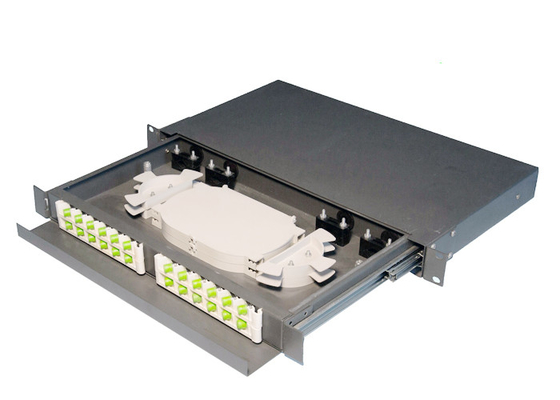 Tipo portuario soporte del cajón del panel de remiendo de fibra del estante de la red 1U 24 de estante terminal